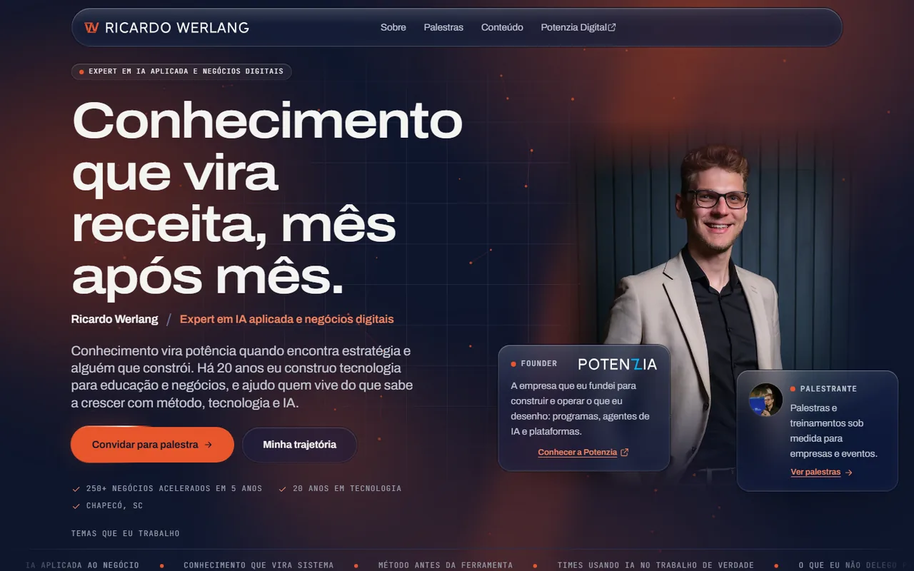 A home do site novo do Ricardo Werlang, no computador.